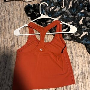 Lululemon workout top